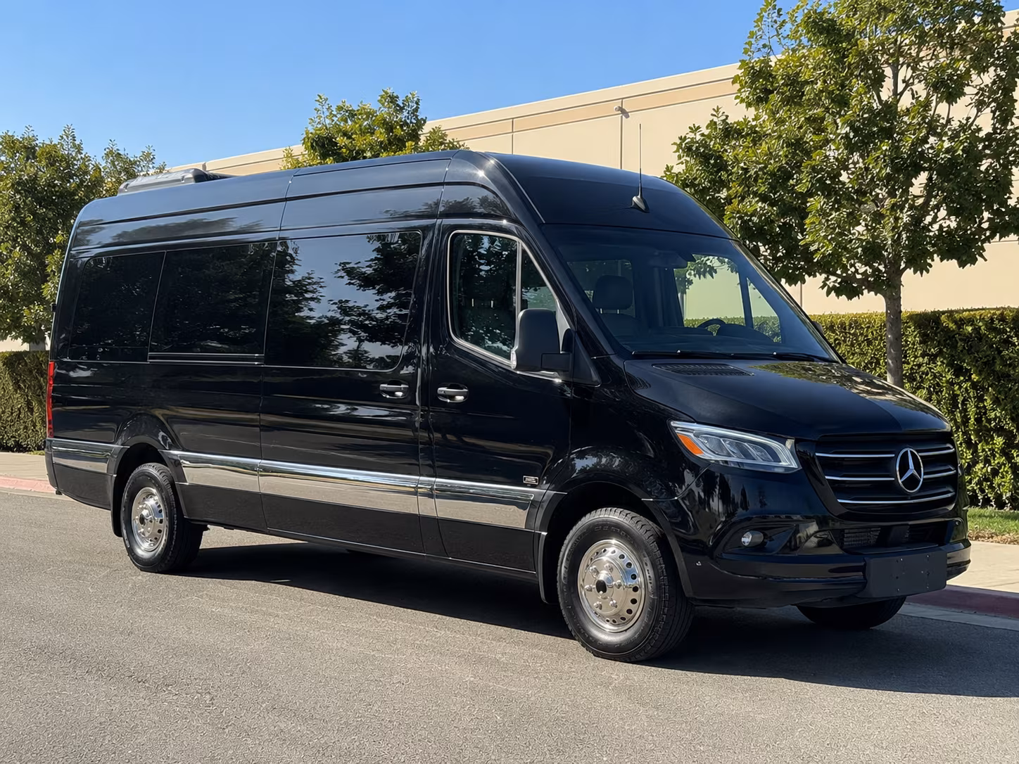 brooklyn airport transportation